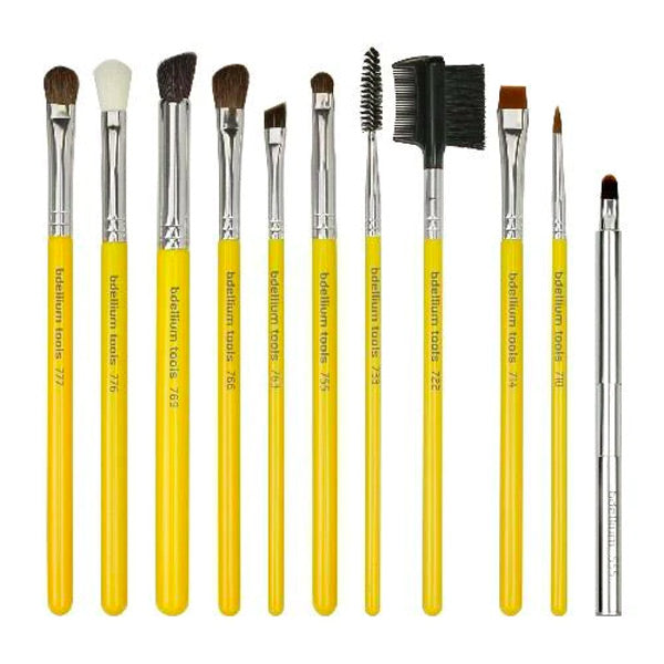 Studio Luxury 24 pc brush set with Roll-Up Pouch