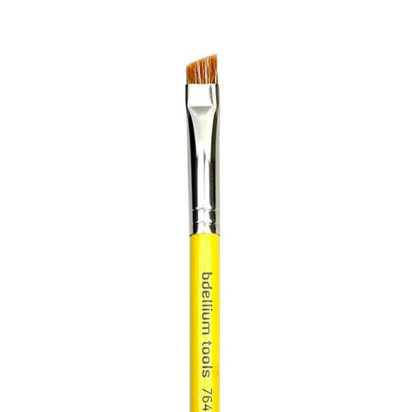 Studio 764 Bold Angled Brow